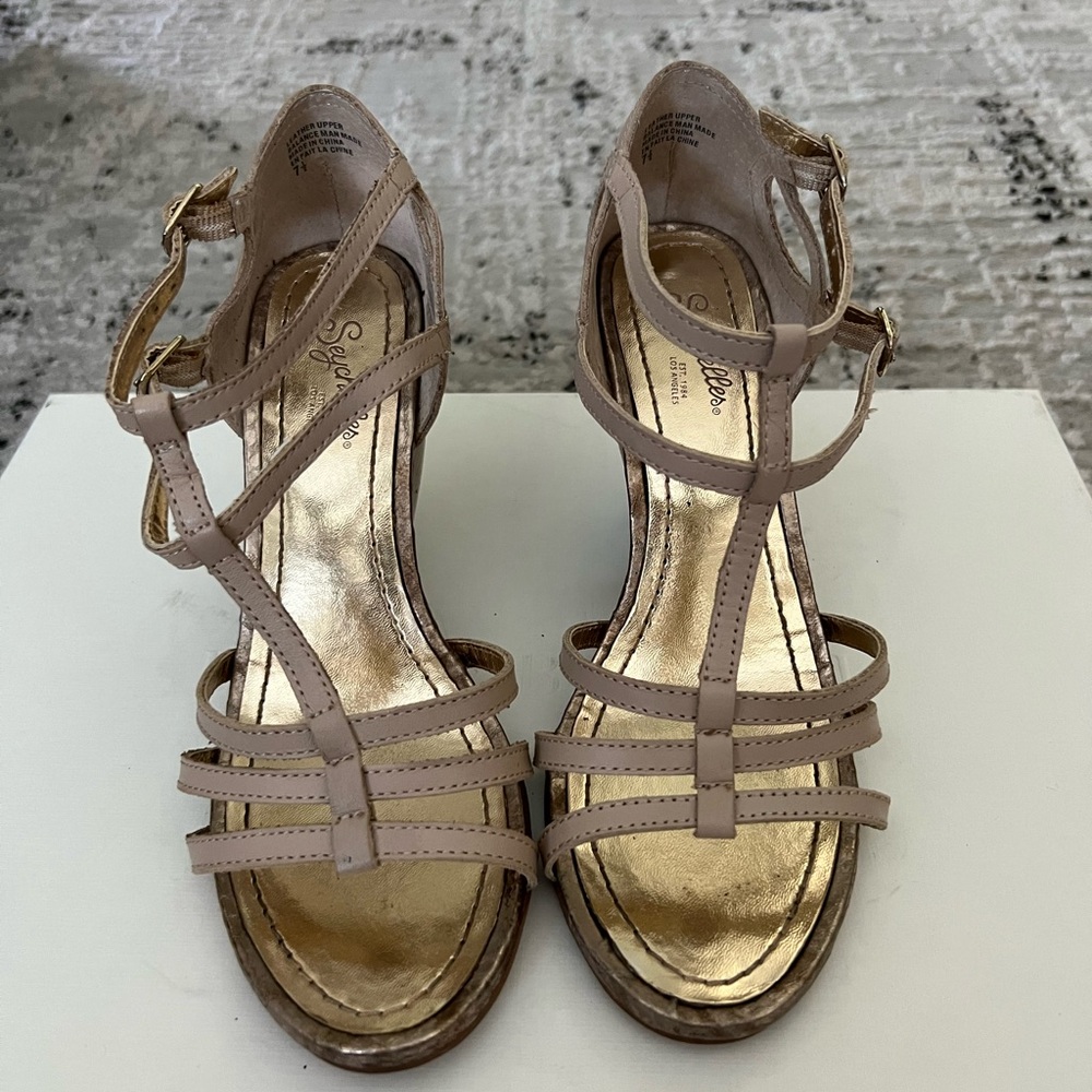 Seychelles Wedges